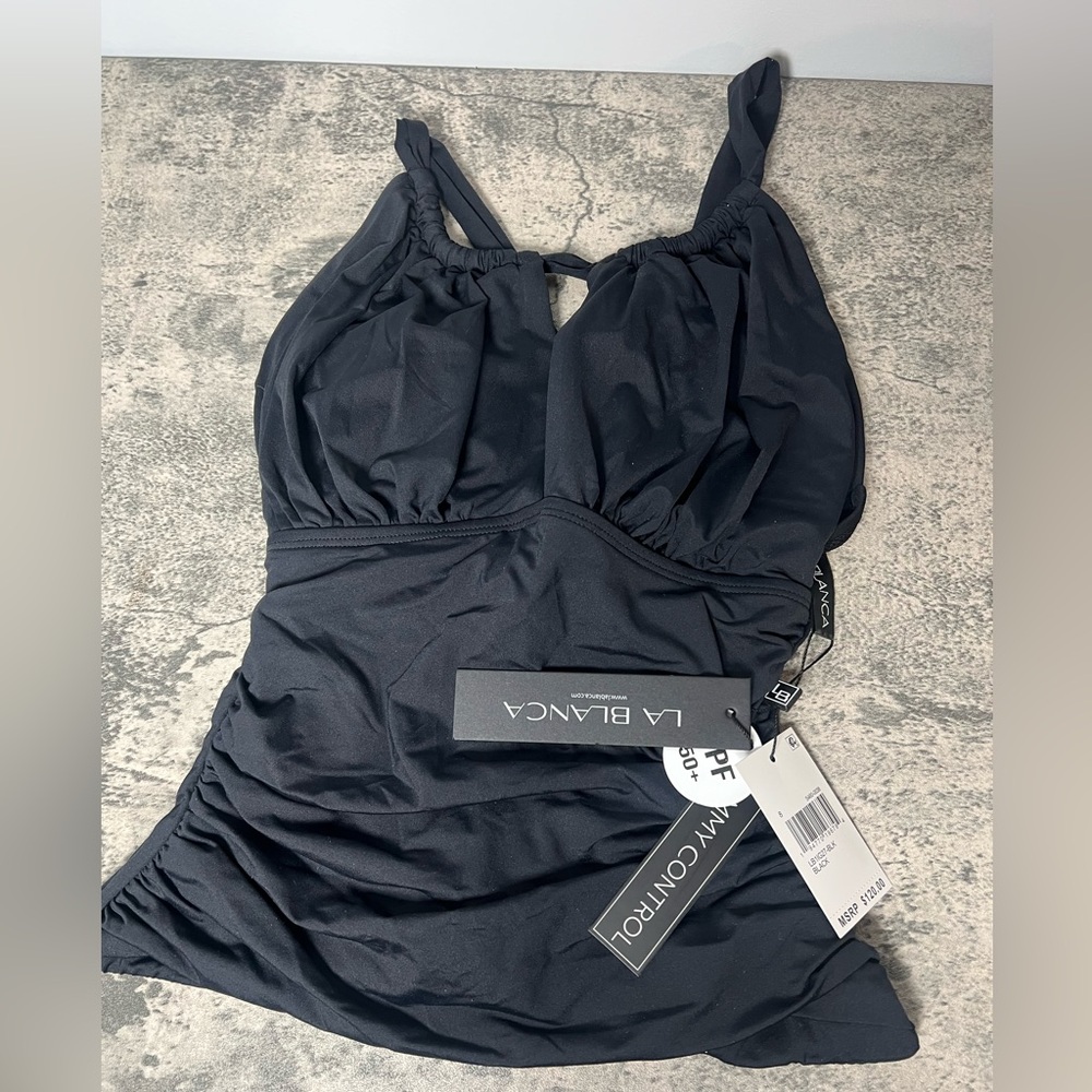 La Blanca sexy size 8 one piece black tummy control